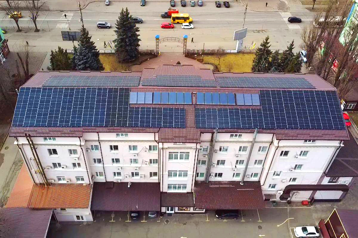 Сонячна електростанція для готелю Центральний, м. Кривий Ріг