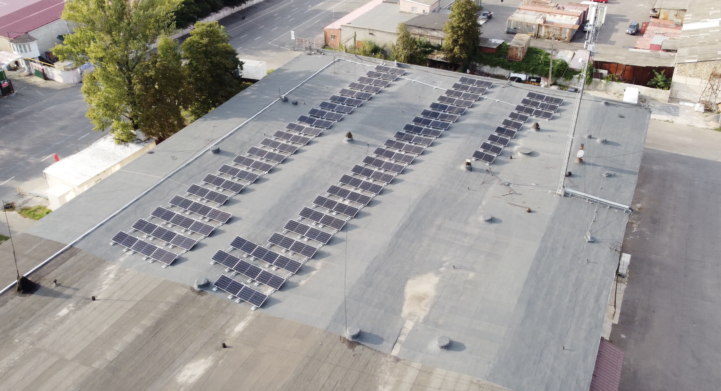 Сетевая СЭС на 61,5 кВт для складского комплекса 