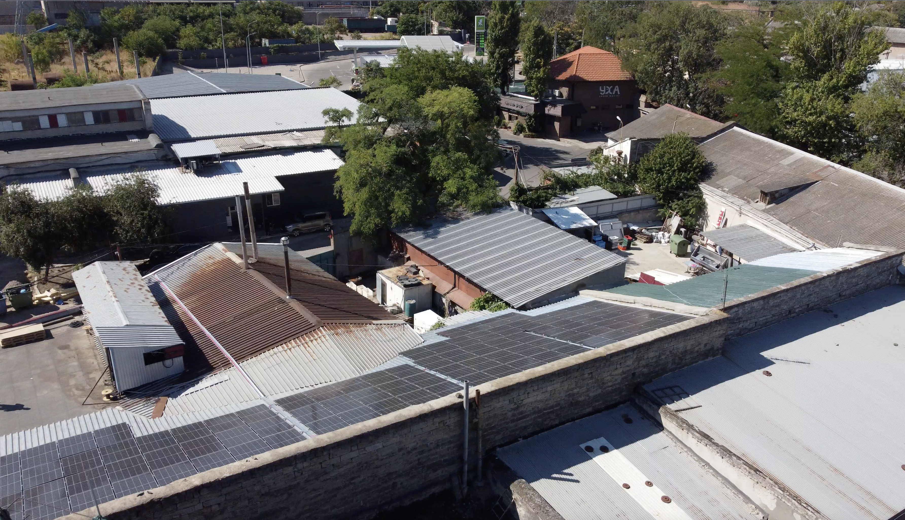 Сетевая СЭС для ресторана "УХА" и Green Marine