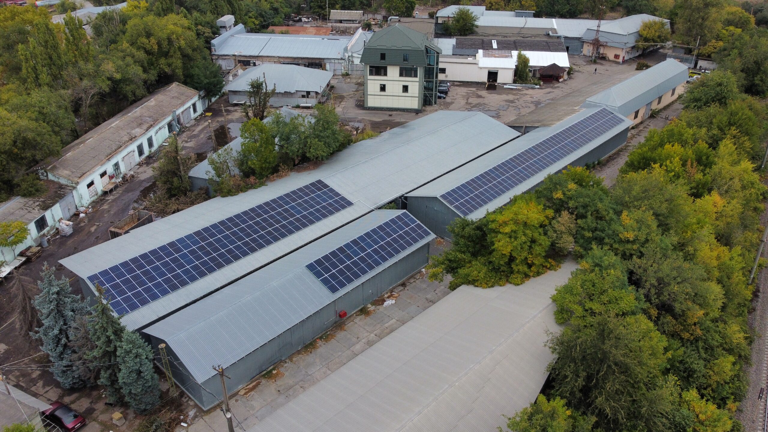 Сетевая солнечная станция для бизнеса от Iskra Energy, Vitol Одесса